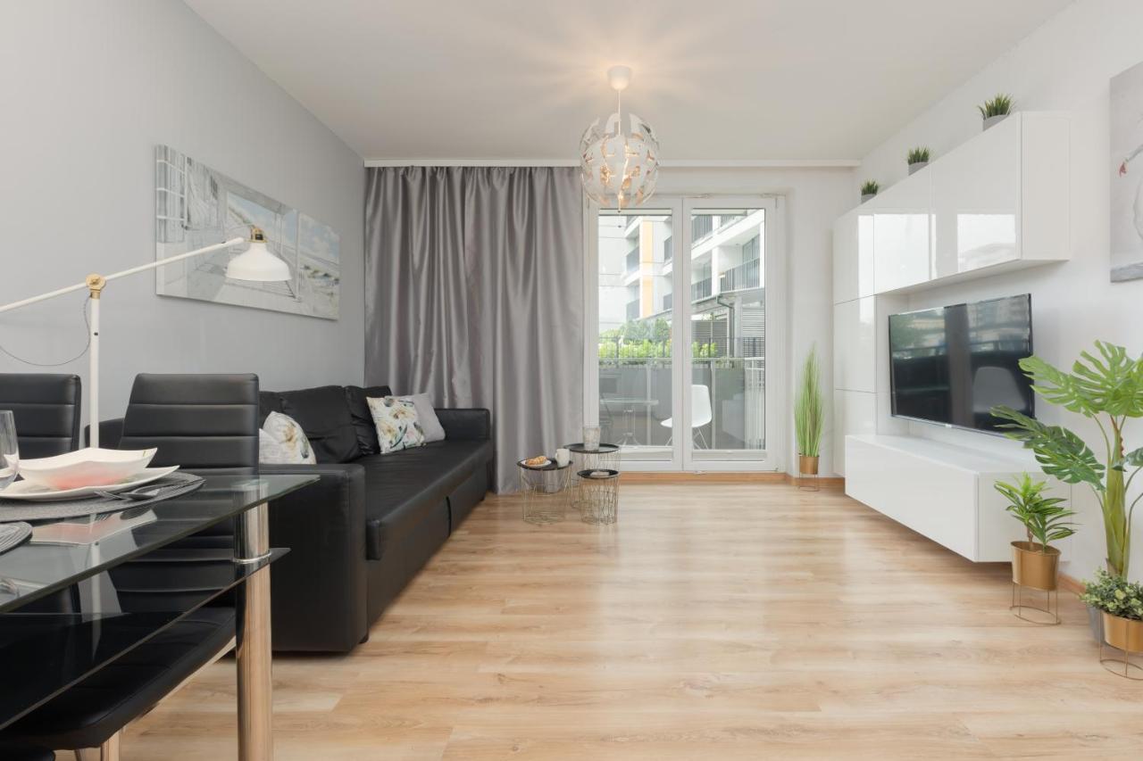 Warszawa Wawrzyszewska Apartment By Noclegi Renters Bagian luar foto