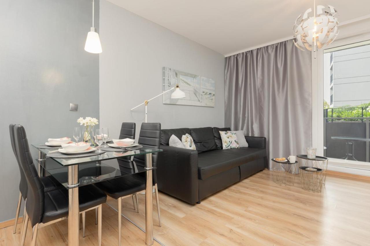 Warszawa Wawrzyszewska Apartment By Noclegi Renters Bagian luar foto