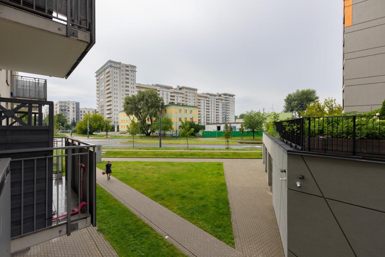 Warszawa Wawrzyszewska Apartment By Noclegi Renters Bagian luar foto