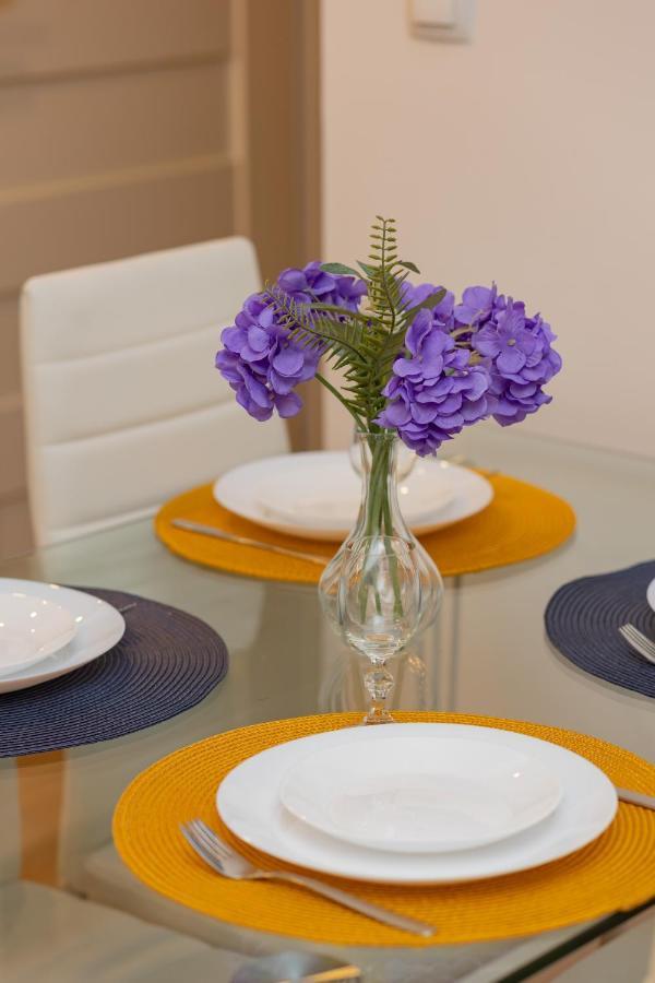 Warszawa Wawrzyszewska Apartment By Noclegi Renters Bagian luar foto