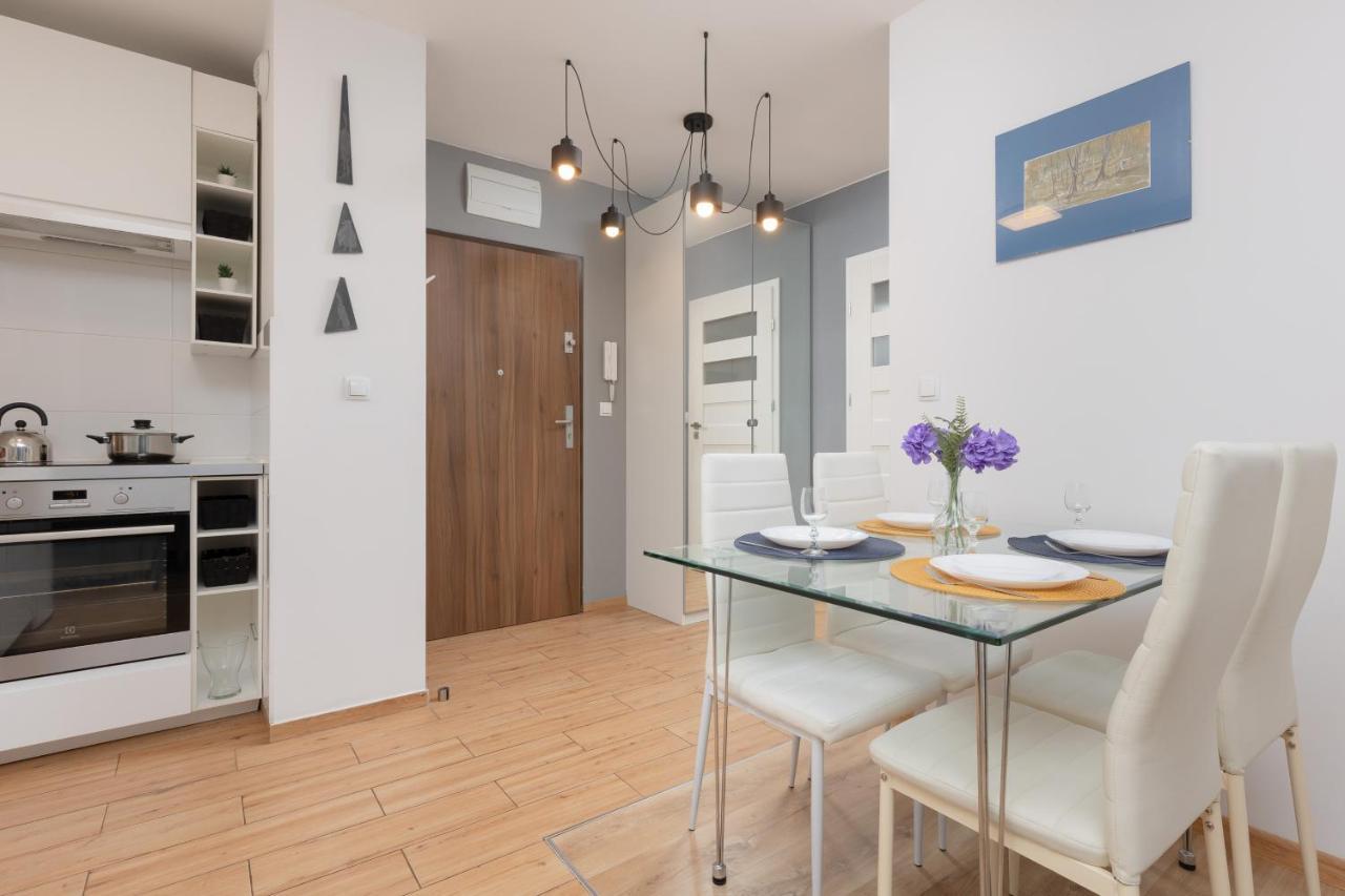 Warszawa Wawrzyszewska Apartment By Noclegi Renters Bagian luar foto